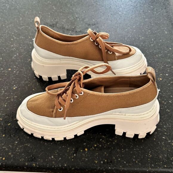 Schultz Krystal Platform Sneakers. Tan. Size 7.5 - Picture 6 of 9
